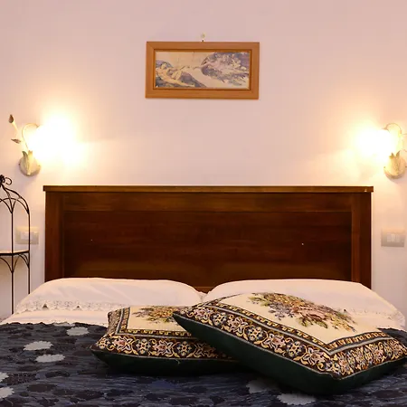 ゲストハウス All'ombra Del Cupolone