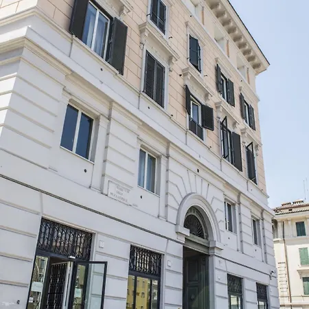 All'ombra Del Cupolone ゲストハウス 4*