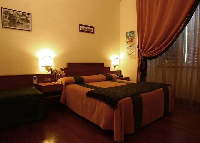 All'ombra Del Cupolone