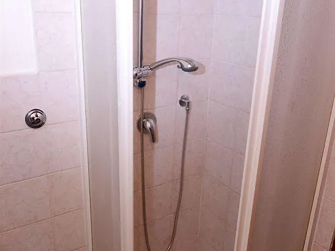 All'ombra Del Cupolone 4* 로마